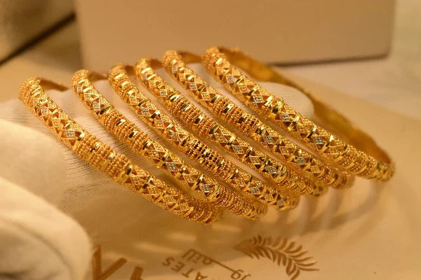 Stylish Design 6 Pieces Bangles Set For Girls/Women